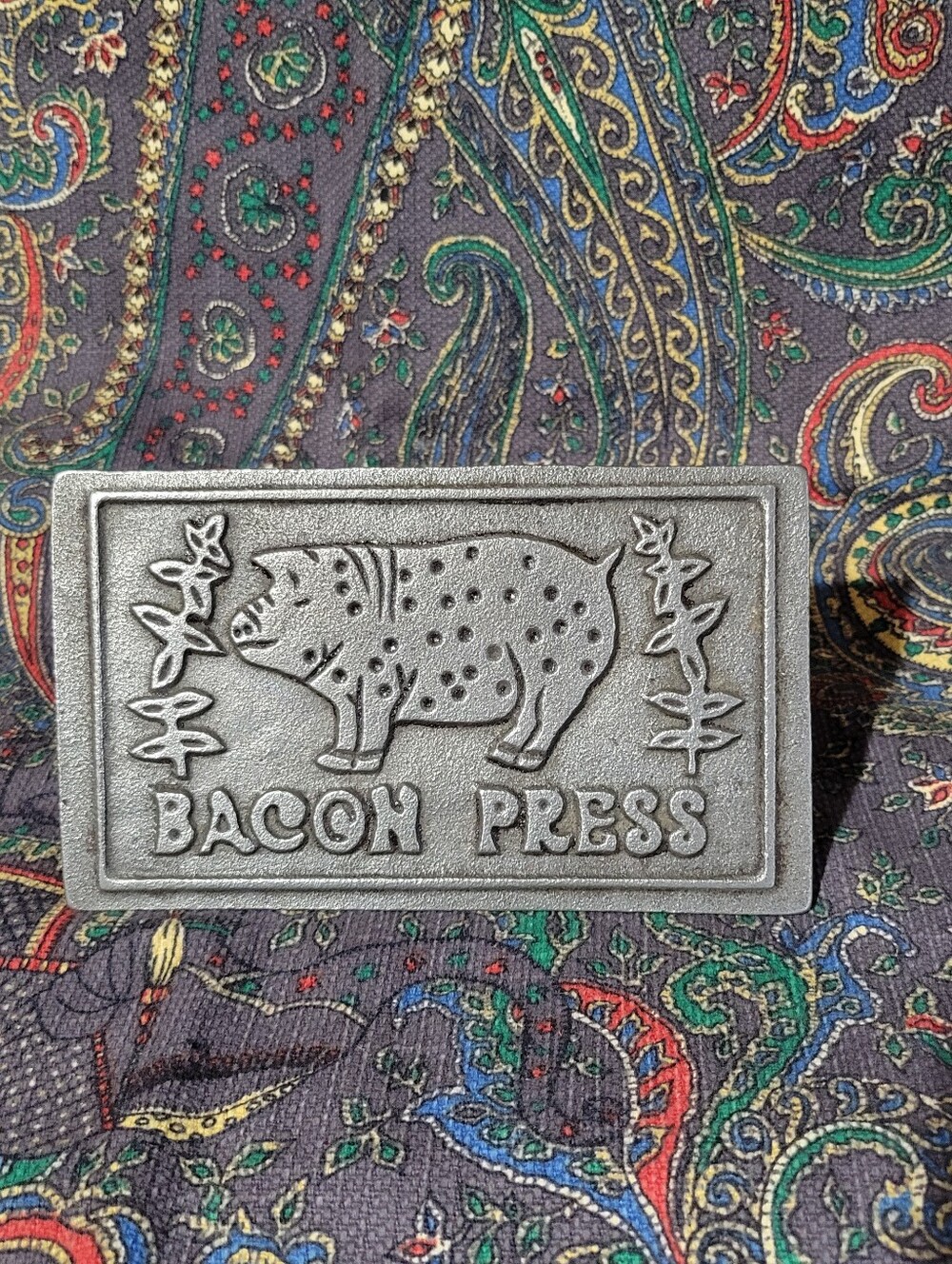 Vintage Cast Iron Bacon Press with Wooden Handle Heavy Kitchen Grill Tool
